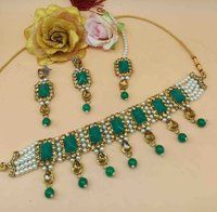 Kundan and Pearl Choker Necklace Set