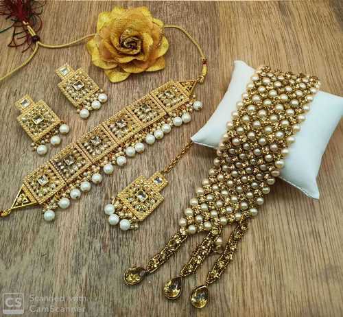 Pink Kundan Choker Necklace Set with Bracelet