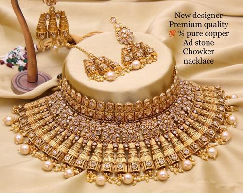 Gold choker store for bride