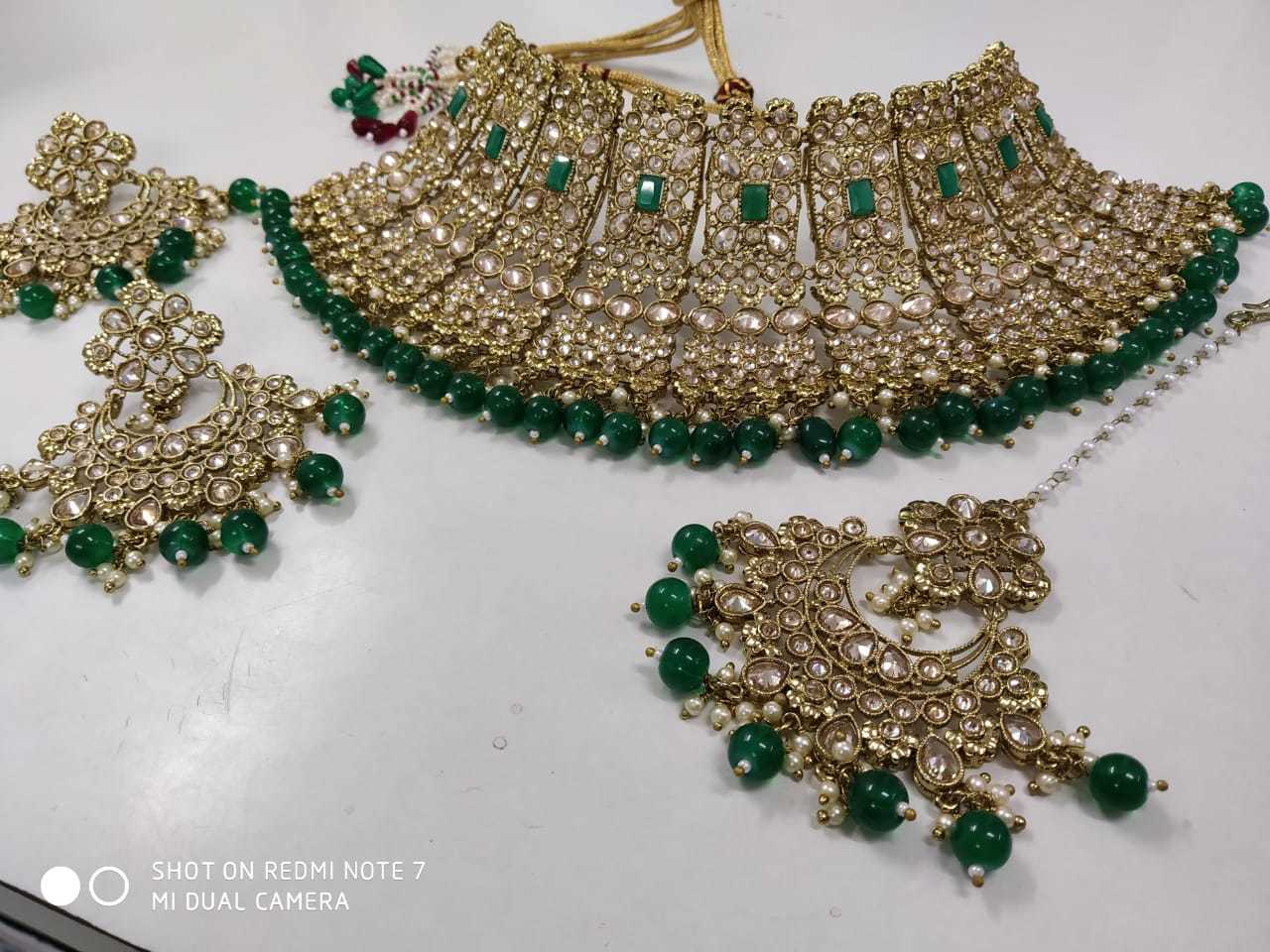 Heavy Kundan Bridal Choker Necklace Set