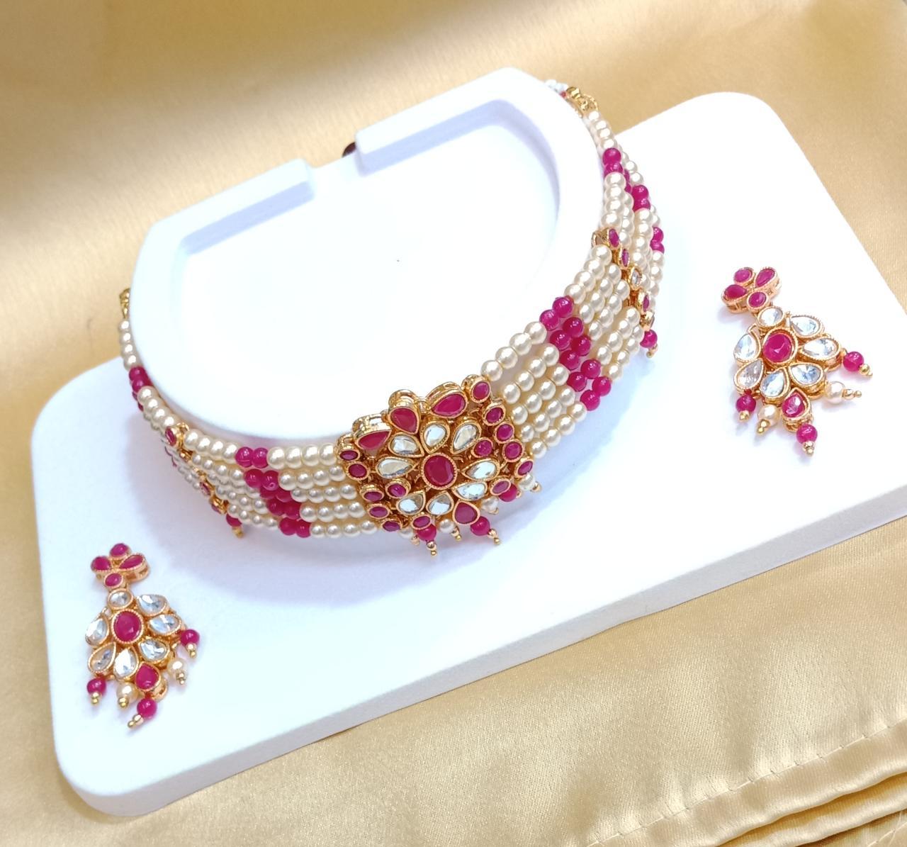 Kundan Pearl Choker Necklace Set