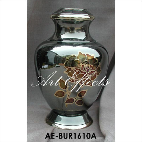 Arcadia Rose Brass Ash Urn