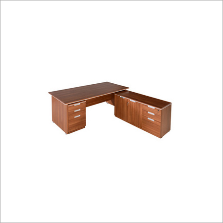 Novel Director Suite 1800 TYP1