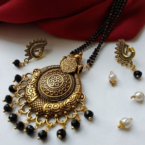 Pendant Mangalsutra Set