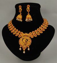 Golden Metal Necklace Set