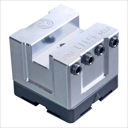 3R compatible Parts Holder