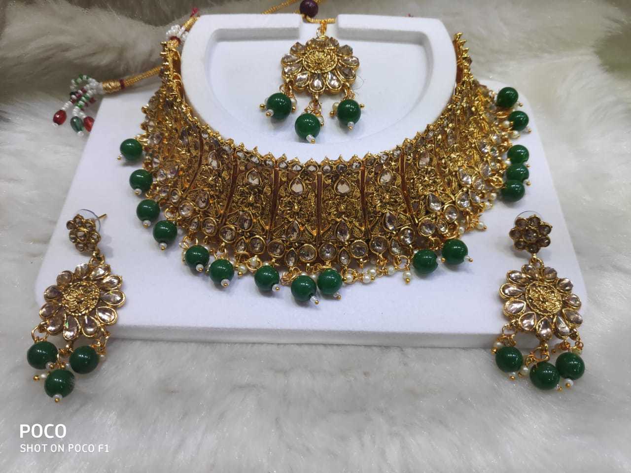 Kundan Stone Necklace Set