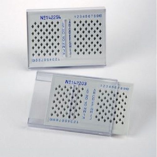 Grid storage box with identification number