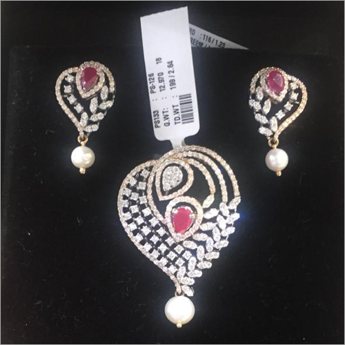 Natural Diamond Pendant Set