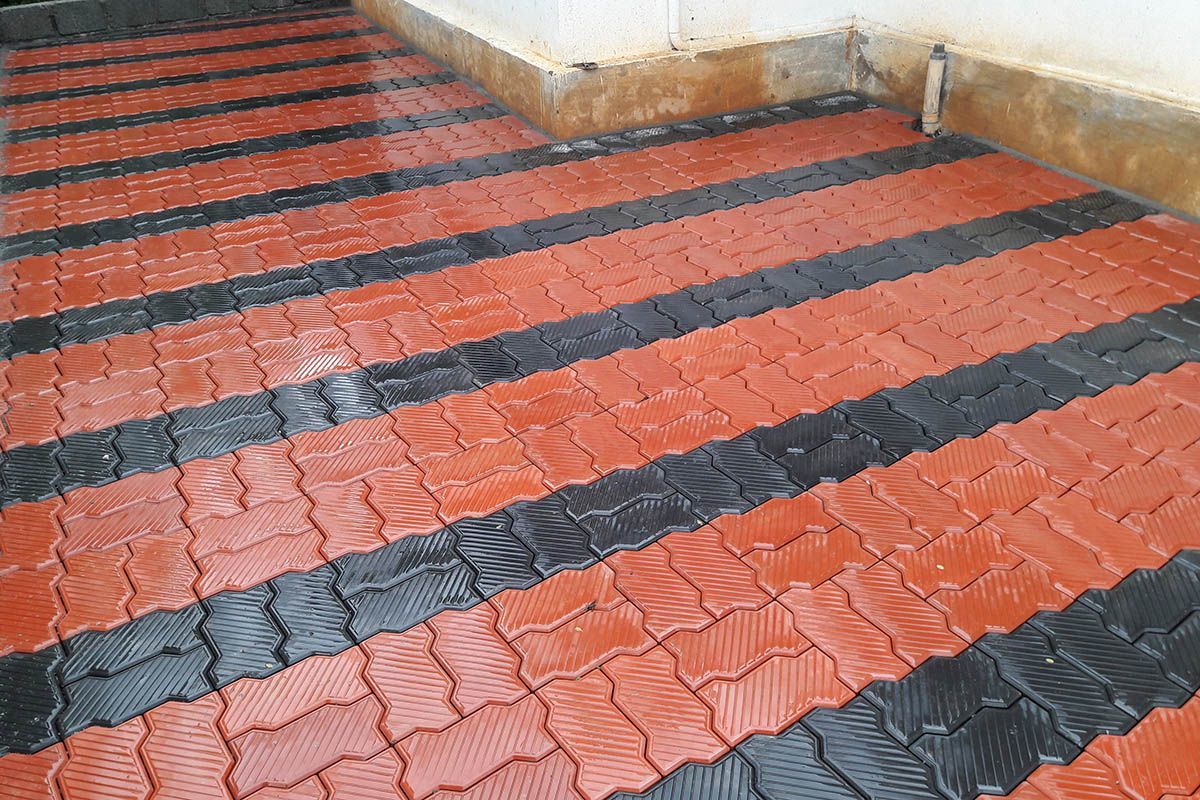 Zig Zag Shaped Paver Block