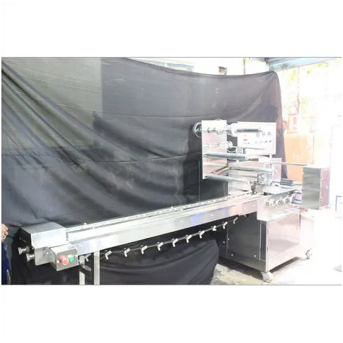 Chikki Packing Machine