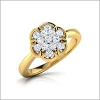 Floral Design Platinum Ring - Color: Gold