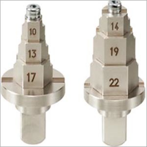 Hexagon head adapter