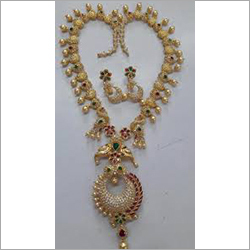 Ladies Gold Necklace Set
