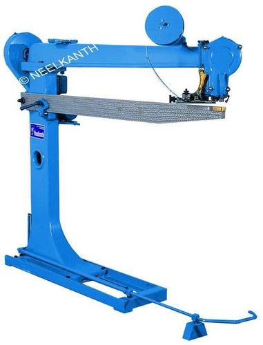 Box stitching machine