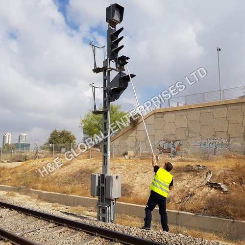 Railway Signal Cleaner