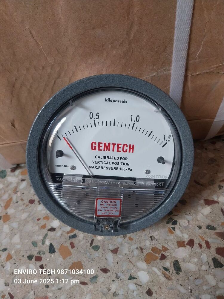 CDPG-20L-LED Aerosense Digital Differential Pressure Gauge - Range 0-5000 PA | Accurate +1% FS, Easy-To-Read 4-Bit LCD Display, Built-In Sound-Light Alarm Feature