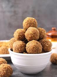 Urad Dal Ladoo