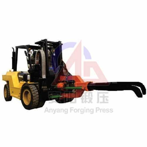 Mobile Forging Manipulator Charging Application: Machine Parts