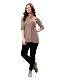 wastern type kurties