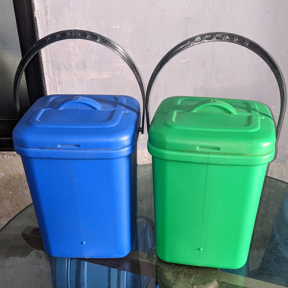 10-12 LTR SQUARE REPROCESS DUSTBIN