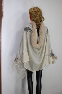 Cashmere One Side fur and Lace Border Stole