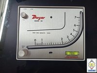 Mark II Dwyer Molded Plastic Manometer