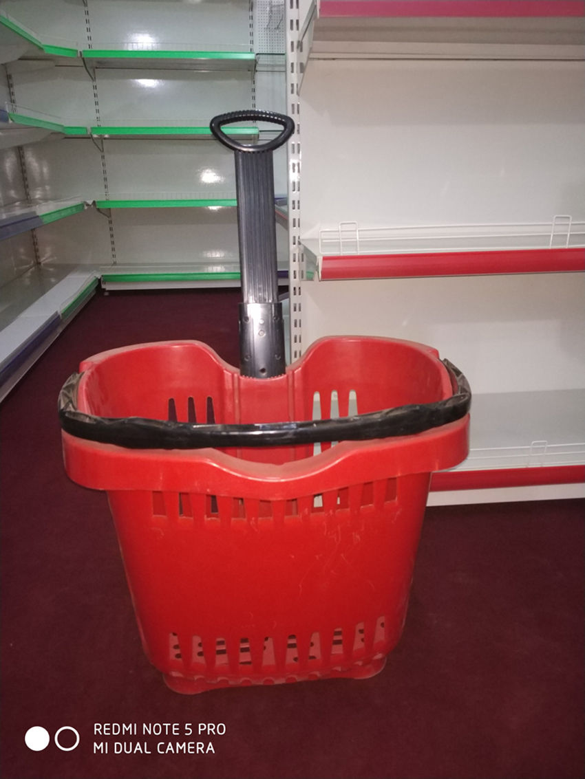 Plastic Shopping Basket With Wheel