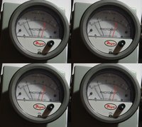 Dwyer A3000-3KPA Photohelic Pressure Switch Gauge Range 0-3 kPa.