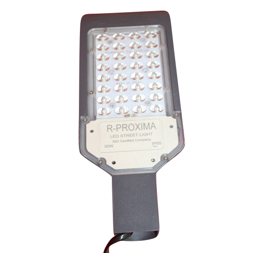 32 Watt Street Light