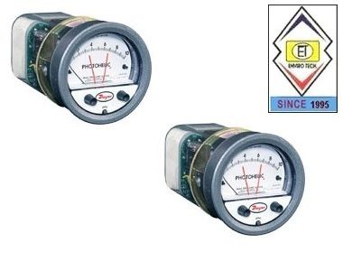 Dwyer A3000-50CM Photohelic Pressure Switch Gauge Range 0-50 cm w.c.