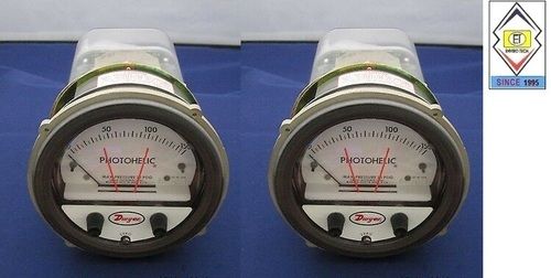 Dwyer A3000-50MM Photohelic Pressure Switch Gauge Range 0-50 mm w.c.