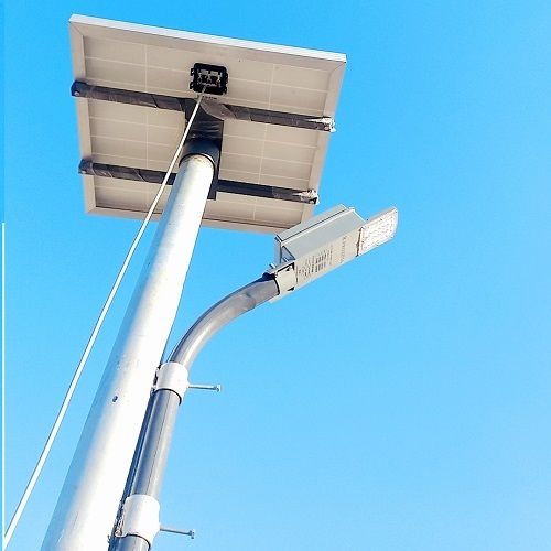 15 Watt solar street light