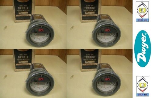 Dwyer A3002AV Photohelic Pressure Switch Gauge Range 0-2.0 Inch w.c./1000-5600 FPM.