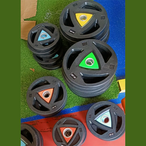 Triangle Olympic Plates By SINGH SPORTS AND FITNESS CO.