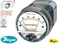 Dwyer A3010AV Photohelic Pressure Switch Gauge Range 0-10 Inch w.c./2000-12500 FPM.