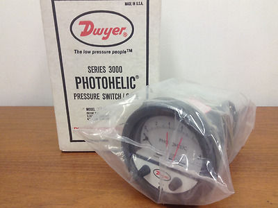 Dwyer A3080 Photohelic Pressure Switch Gauge Range 0-80 Inch w.c.