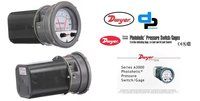 Dwyer A3220 Photohelic Pressure Switch Gauge