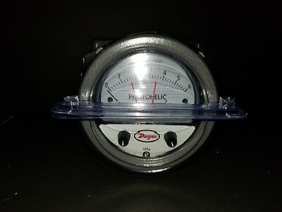 Dwyer A3310 Photohelic Pressure Switch Gauge Range 5-0-5 Inch w.c.