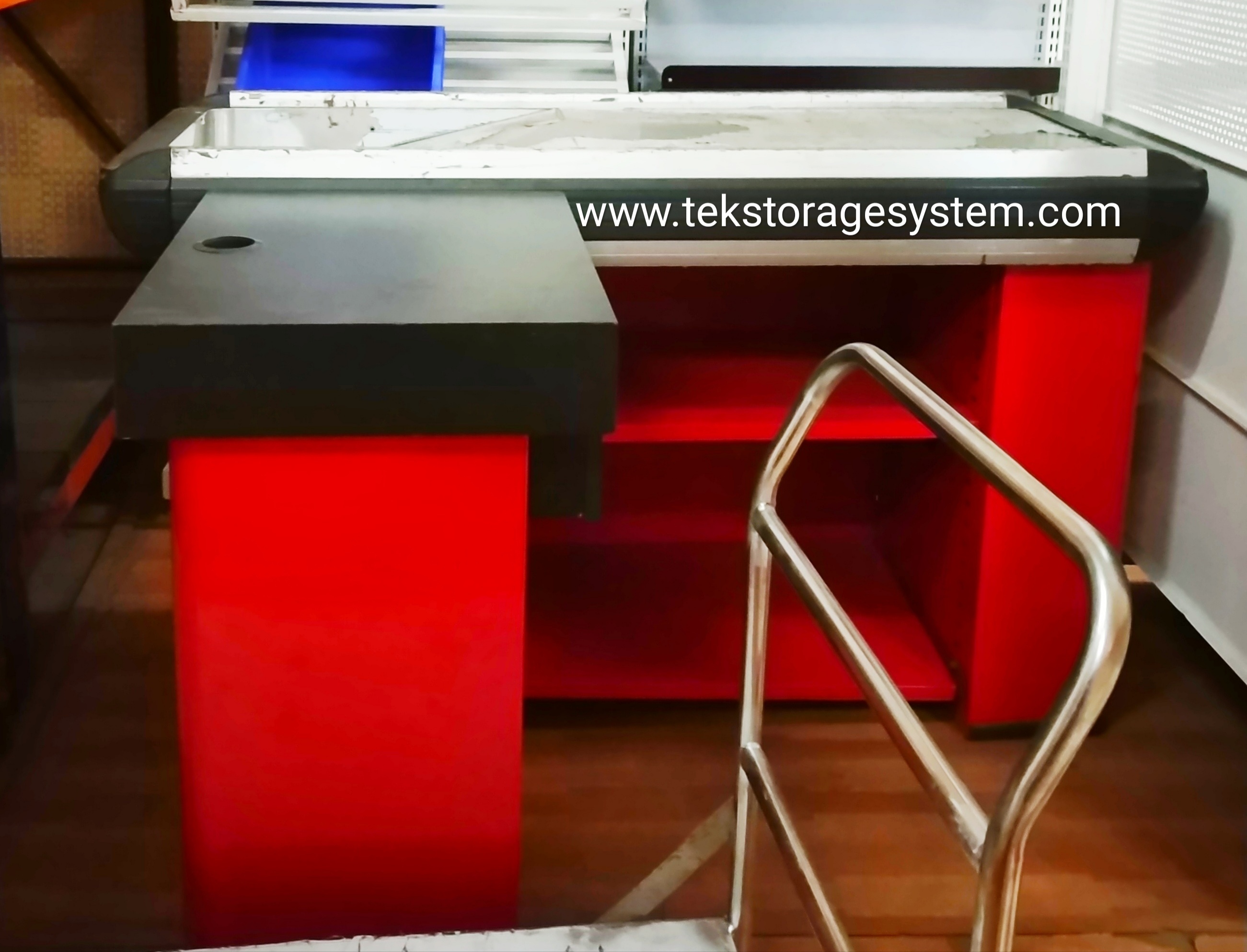 Cash Desk Counter
