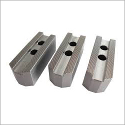 Three Jaw Lathe Chucks - MS EN-8, Polished Finish, Silver Color | High Performance for Mechanical and Metalworking Applications
