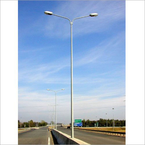 Double Arm GI Street Lighting Pole