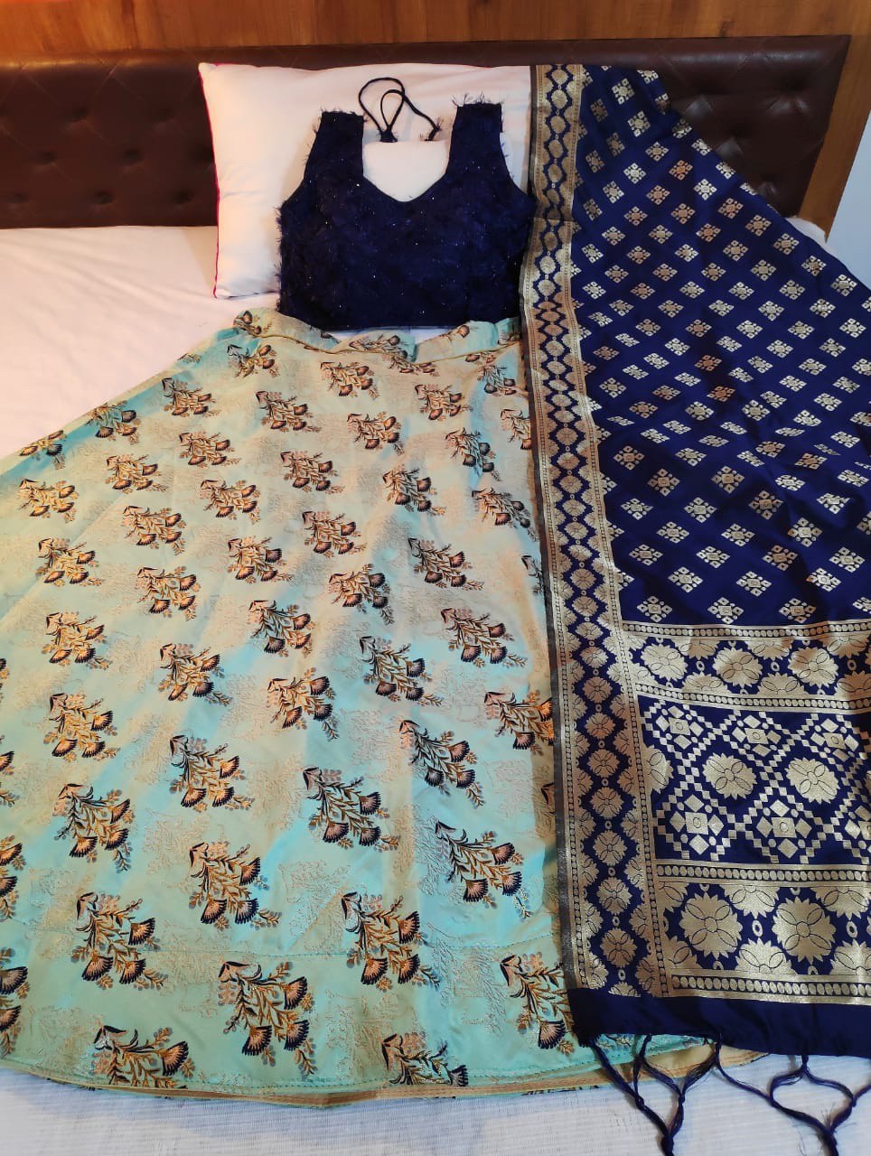 Banarasi lahenga choli