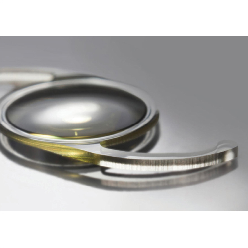 Hydrophobic IOL Lens