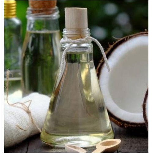 Coconut Hair Oil - Natural 100% Pure Oil | Smoothens Scalp Enhances Shine Promotes Hair Growth Reduces Breakage & Split Ends