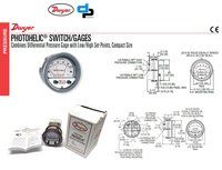 Dwyer A3000-00 Photohelic Pressure Switch Gauge