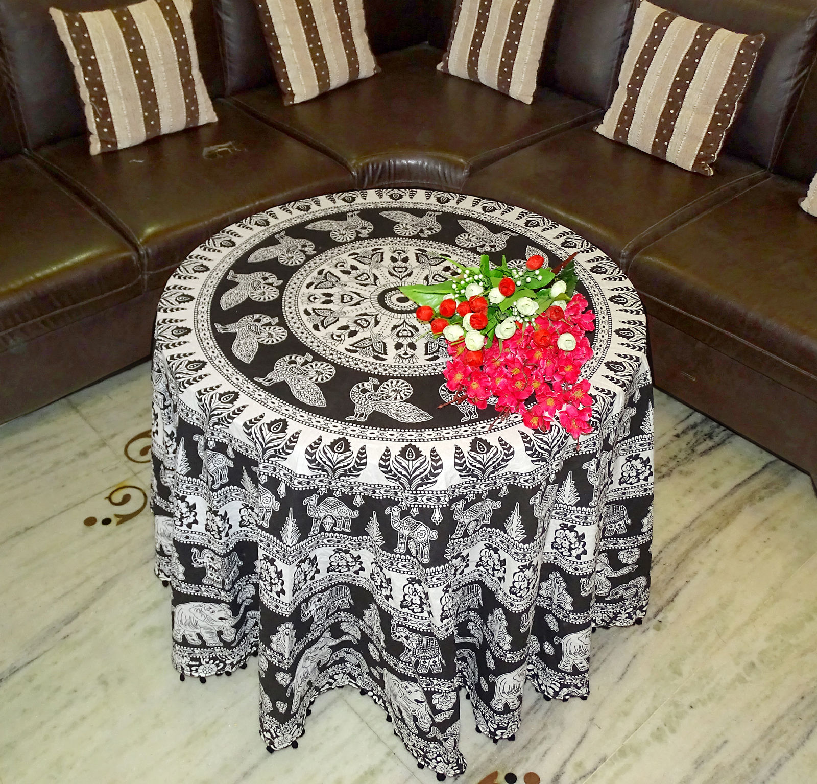 BLOCK PRINT TABLE COVER