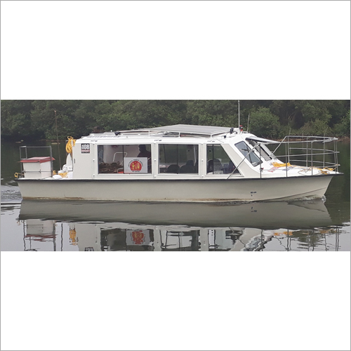 10 Seater Ambulance Boat