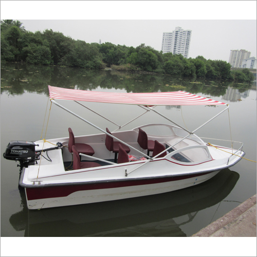 Eight Seater Speed Boat - Engine Type: Inboard