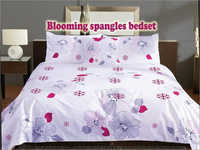 Blooming Spangles Bed Set